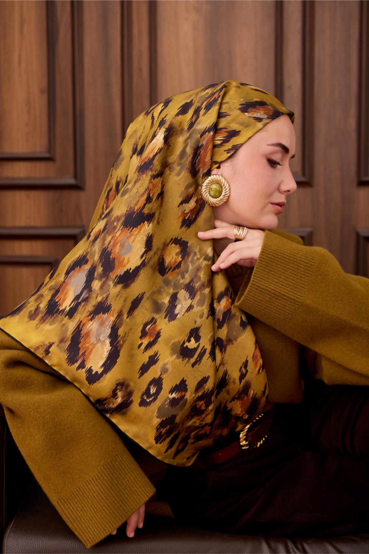 Yeni Sezon Twill İpek Eşarp 11492-01 - İthalesarponline.com - Yeni Sezon Twill İpek Eşarp - Silk Home