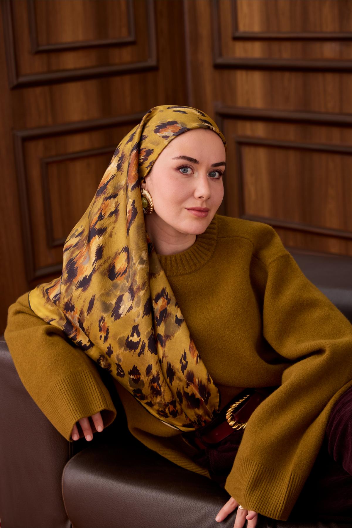 Yeni Sezon Twill İpek Eşarp 11492-01 - İthalesarponline.com - Yeni Sezon Twill İpek Eşarp - Silk Home