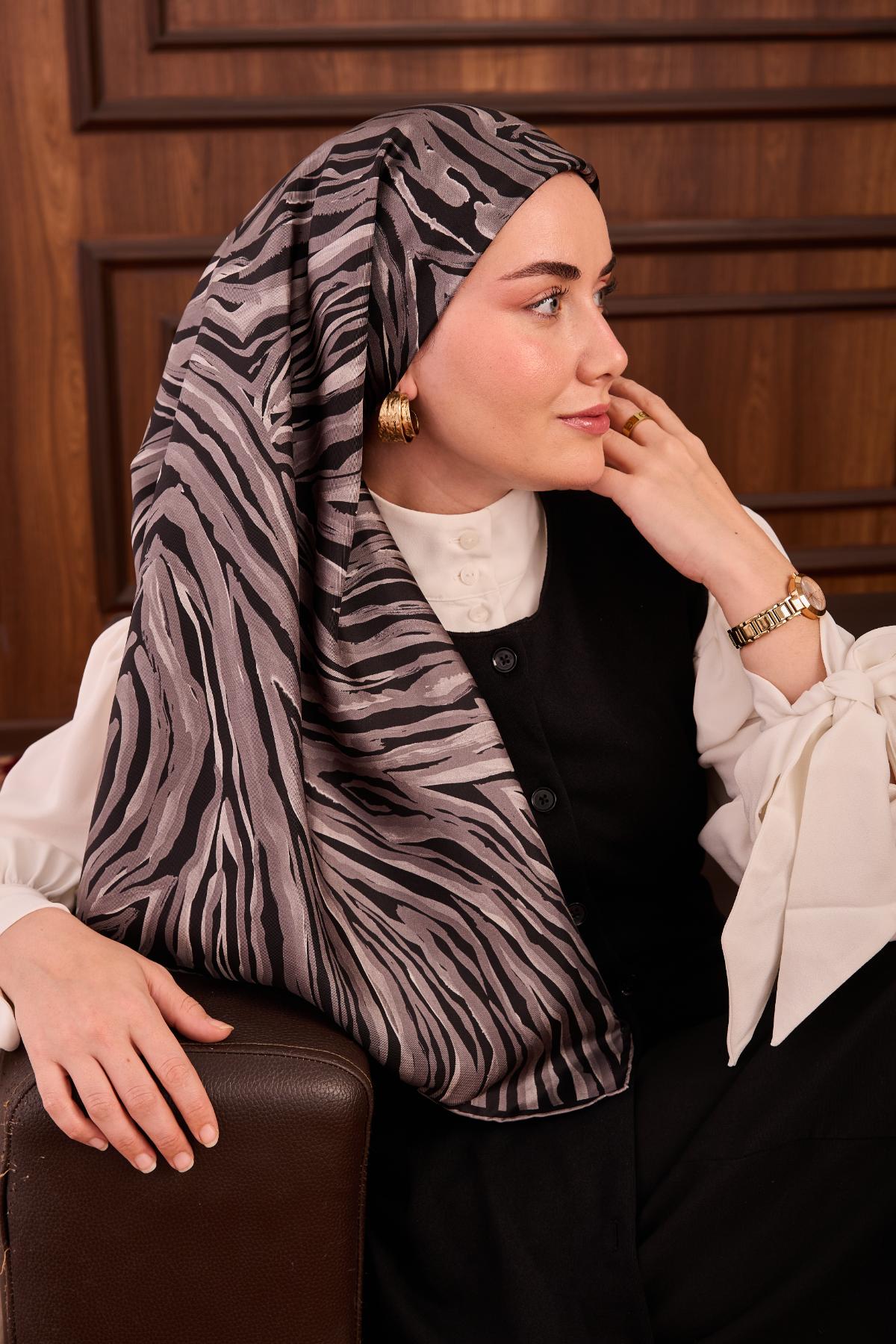Yeni Sezon Twill İpek Eşarp 11495-08 - İthalesarponline.com - Yeni Sezon Twill İpek Eşarp - Silk Home