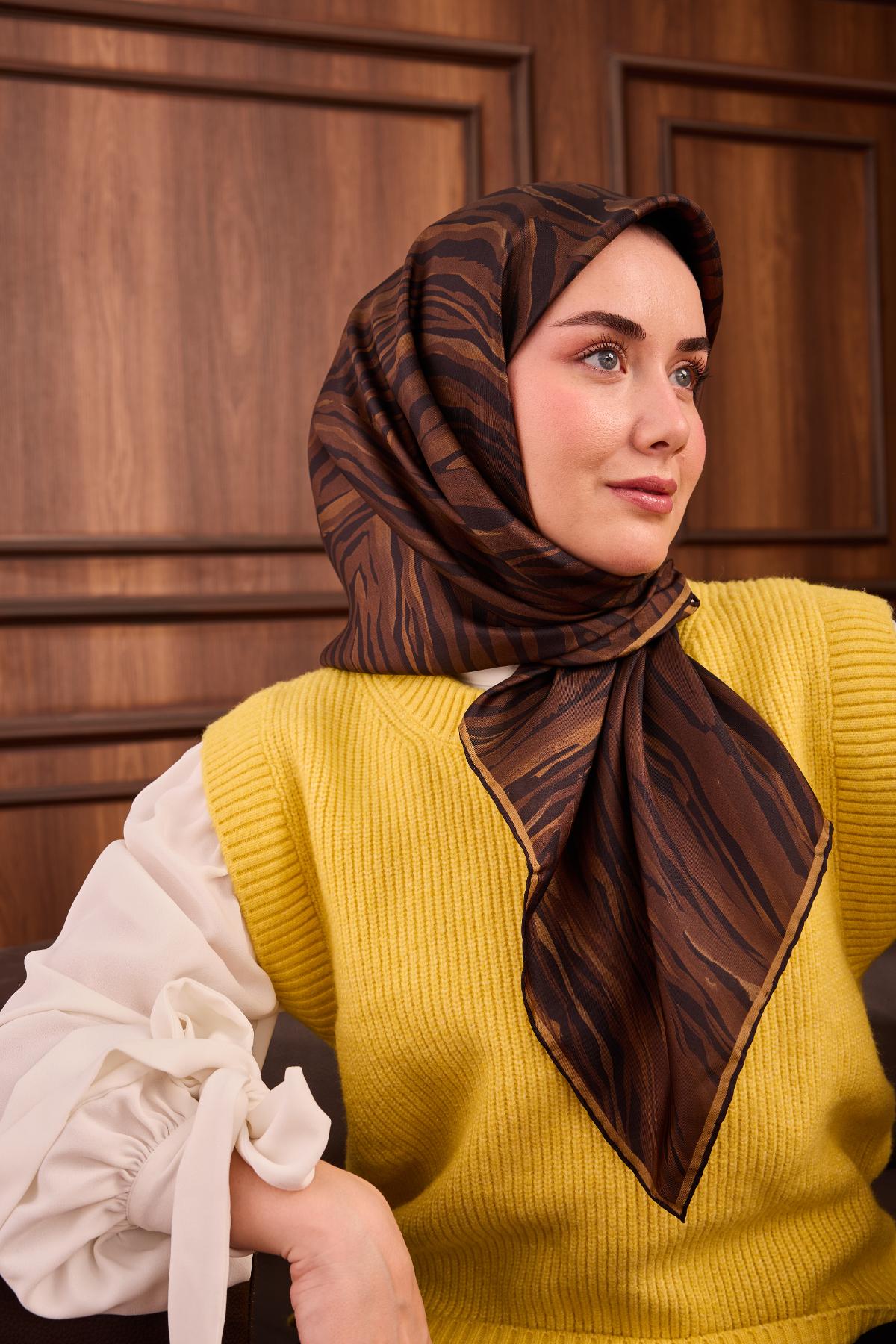 Yeni Sezon Twill İpek Eşarp 11495-14 - İthalesarponline.com - Yeni Sezon Twill İpek Eşarp - Silk Home